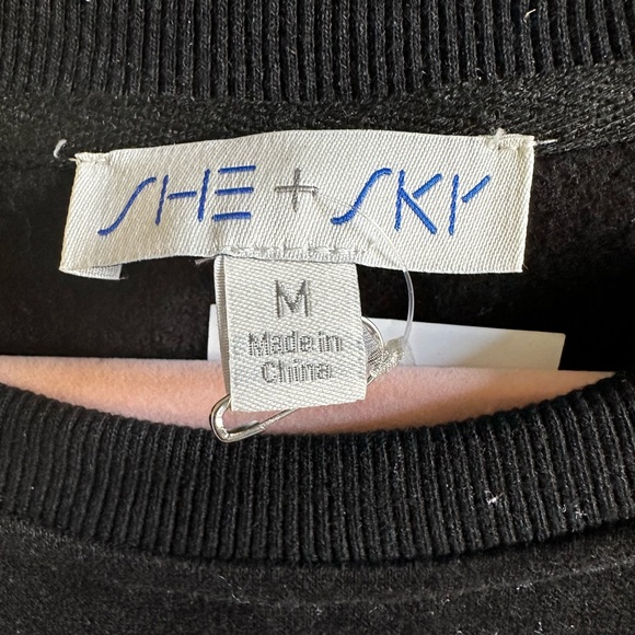 She + Sky Black Sweatshirt with Sequin Tiger Design - Size M - Picture 2 of 3